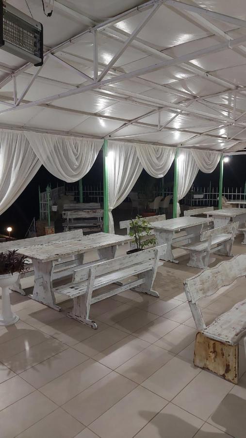 Hotel Oasis - Beach Access Balchik Exterior photo